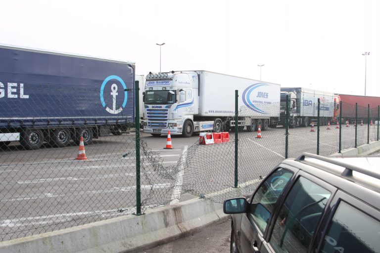Truckstar bezoekt Calais
