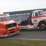 Racetrucks tijdens Paasraces