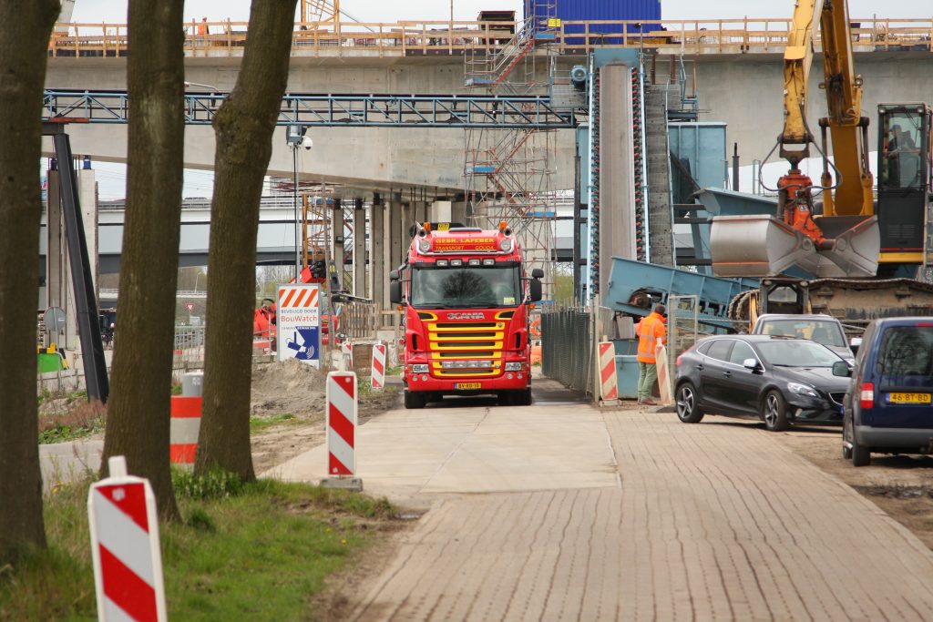 Nieuwe brug A9 Amsterdam-Rijnkanaal