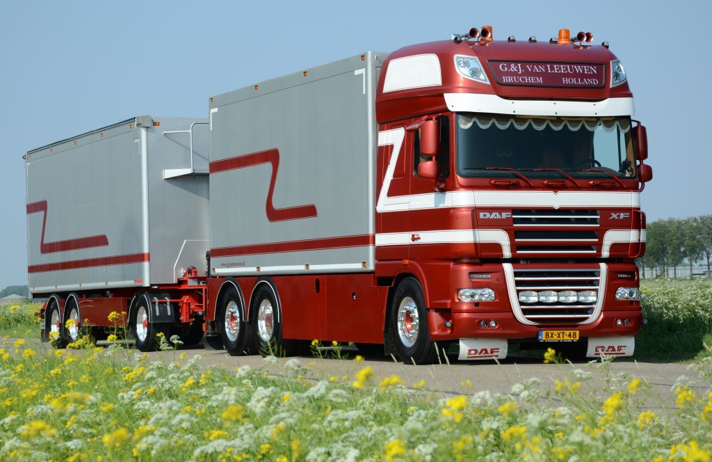 DAF XF105_combi_van_Leeuwen