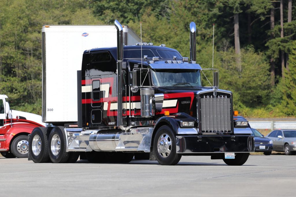 Kenworth Icon 900