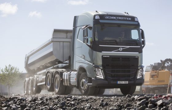 Volvo: hefbare aangedreven tandemas