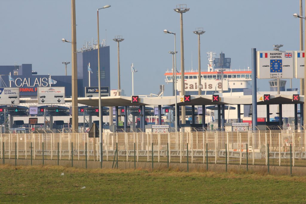Acties haven Calais beëindigd