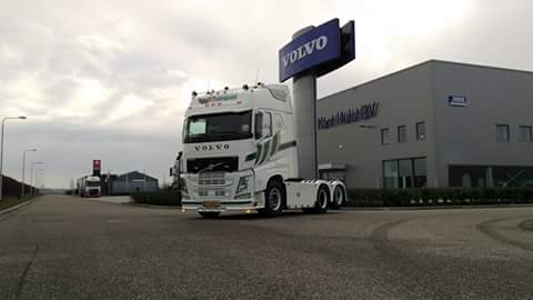 Strakke nieuwe Volvo DDK Transport