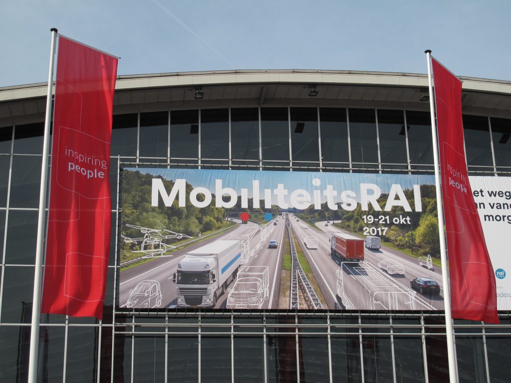 De MobiliteitsRAI, in feite de opvolger van de aloude BedrijfsautoRAI, heeft vanochtend in Amsterdam de deuren geopend