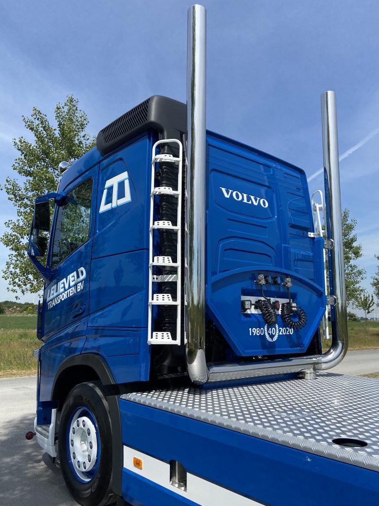Van Dijk Trucks
