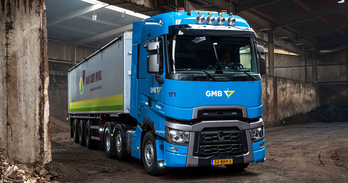 Transport Online - Twee Renault Trucks T High-trekkers voor van der Wiel  Transport