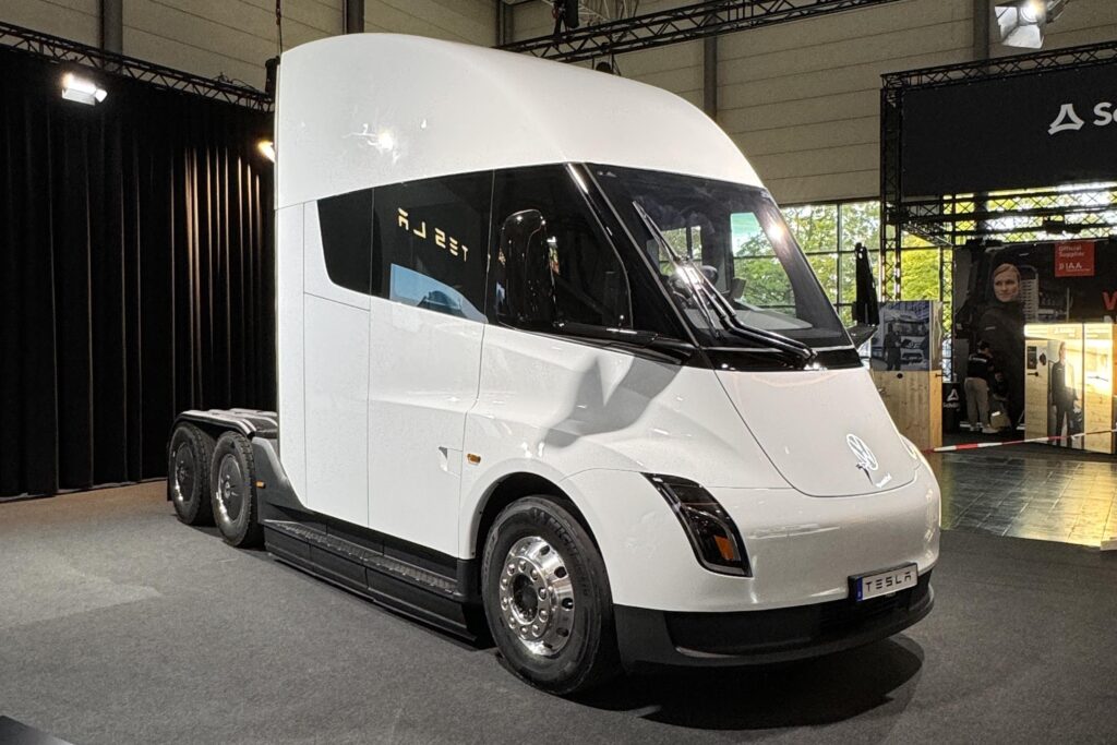 Tesla Semi