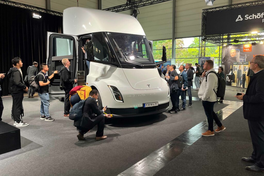 Tesla Semi