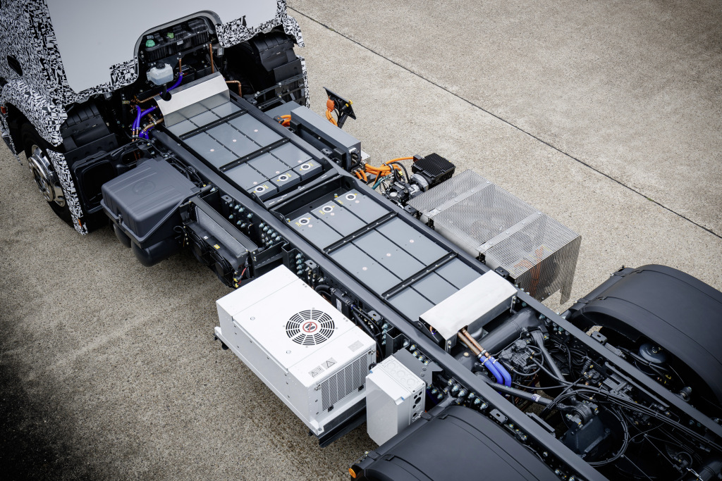 Urban Truck is een experimentele elektrische vrachtauto van Mercedes-Benz.