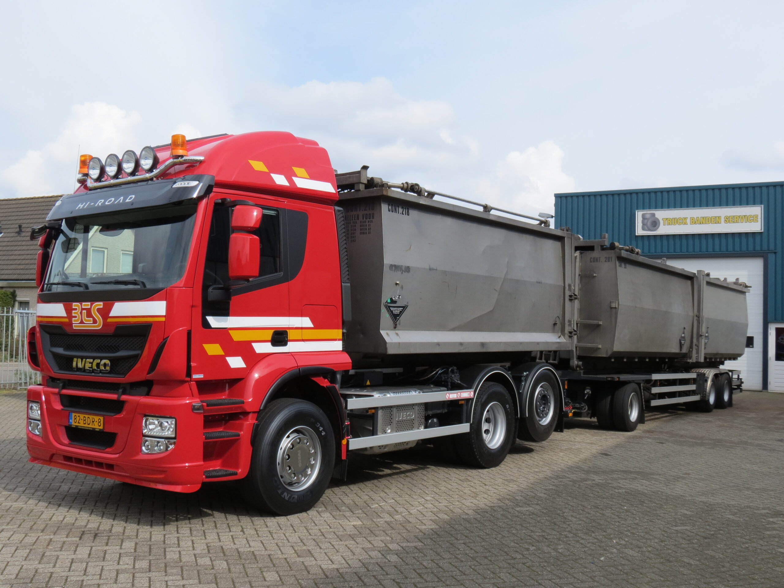 IVECO Stralis voor BTS uit Heeswijk-Dinther