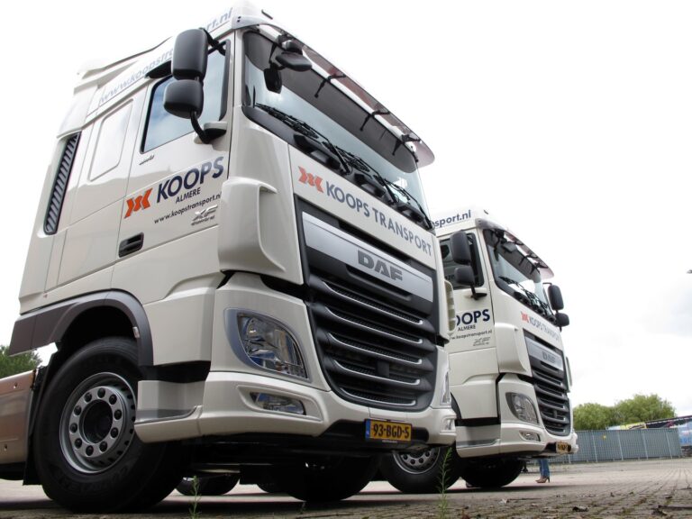 DAF XF 440-trekkers voor Koops Almere