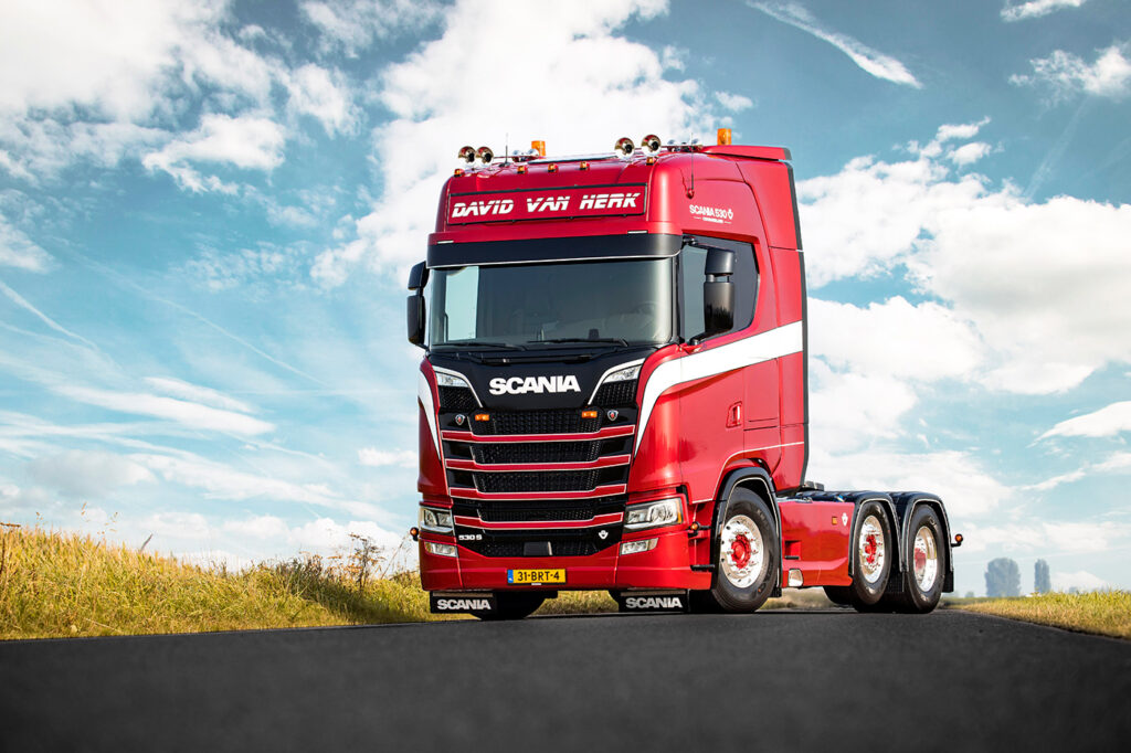 Scania 530S