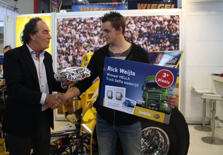 Jan Blaauw jr wint Hella Truck Selfie