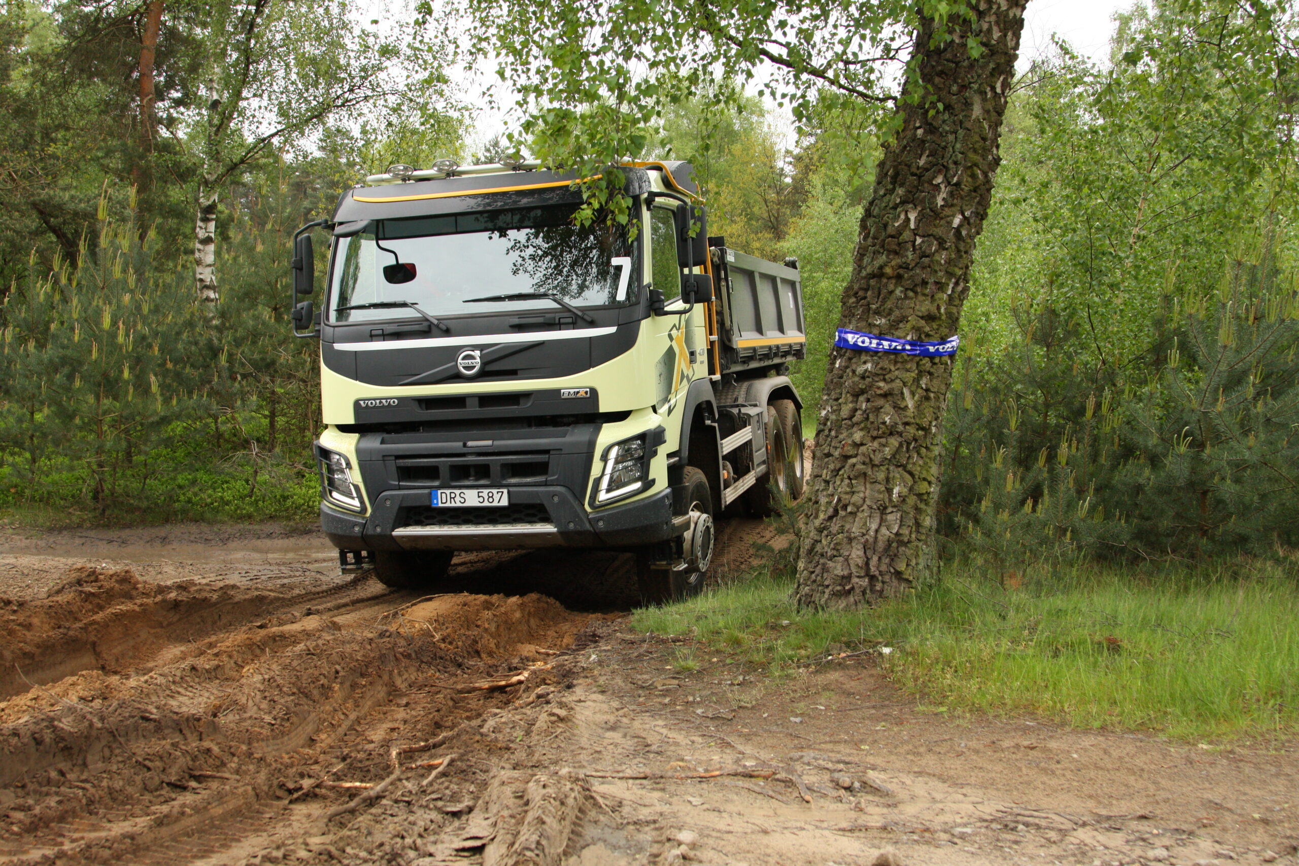 Truckstar Facebook-fans testen FMX