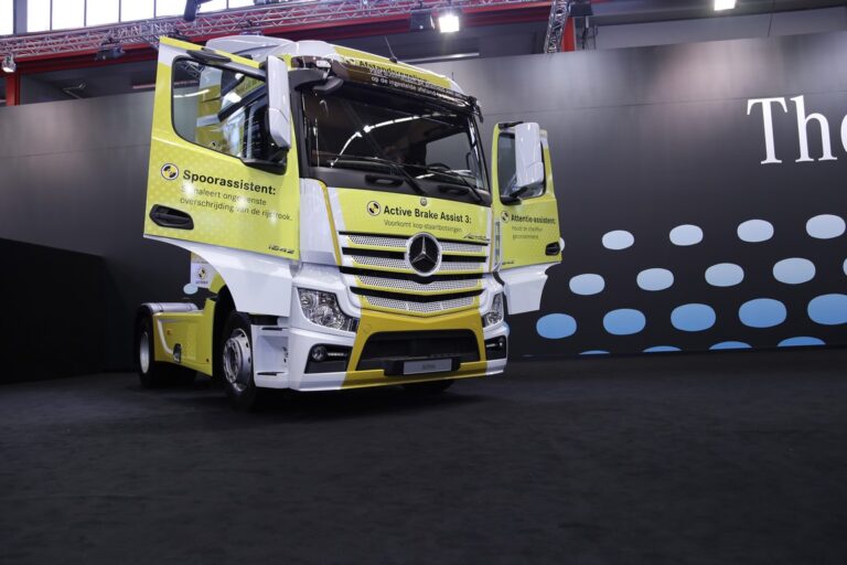 RAI: Bijzondere trucks bij Mercedes