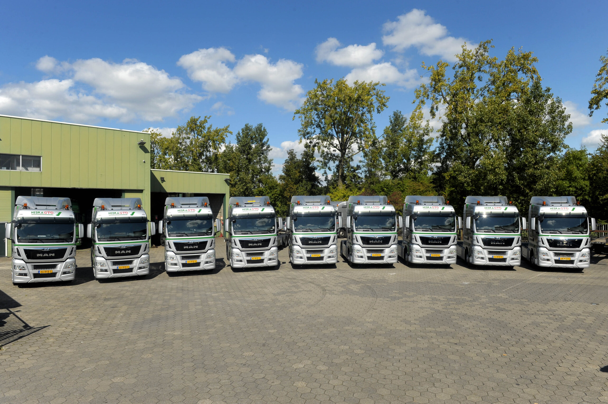 10 x MAN TGX voor HEBRA GTO