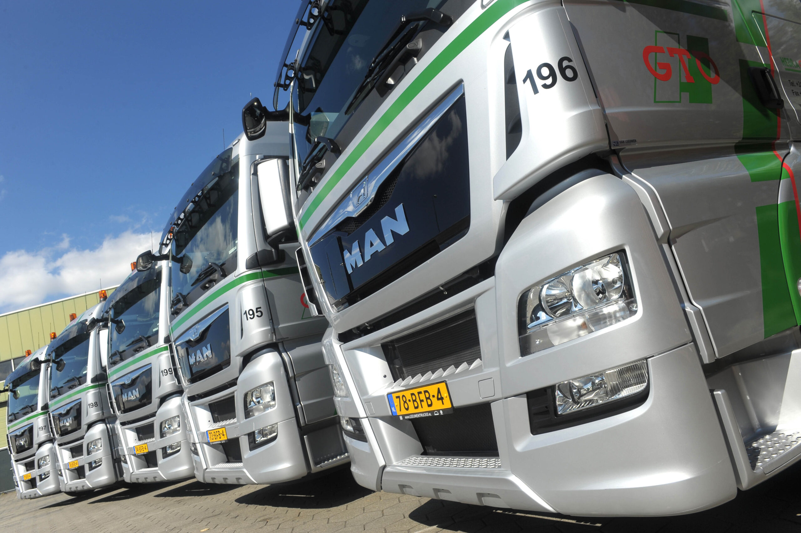 10 x MAN TGX voor HEBRA GTO