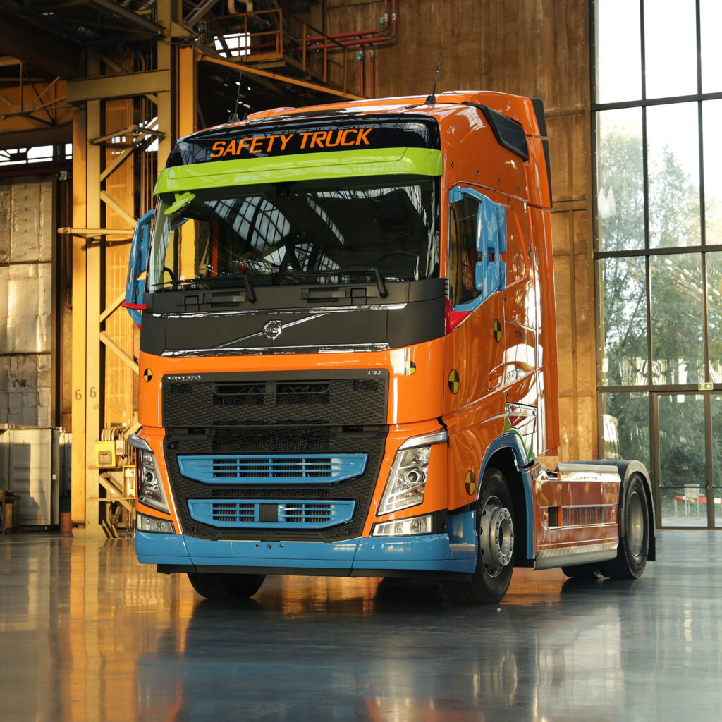 Volvo FH safety truck