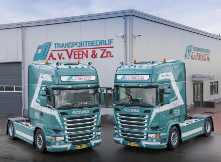 Nieuwe Scania's voor A. van Veen