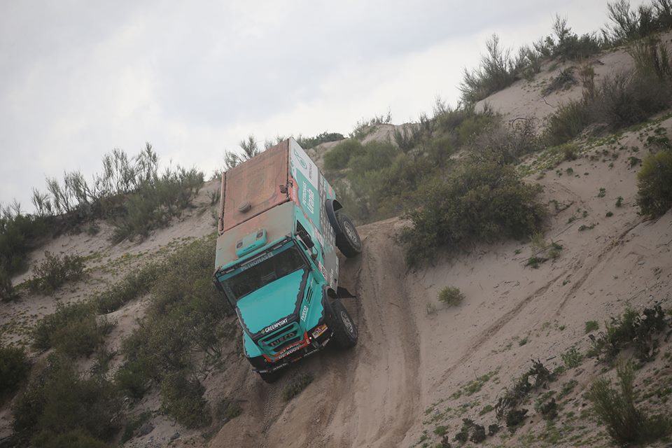 Van Genugten Iveco Dakar