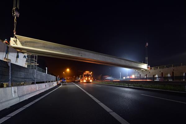 Zwaartransport voor natuurbrug