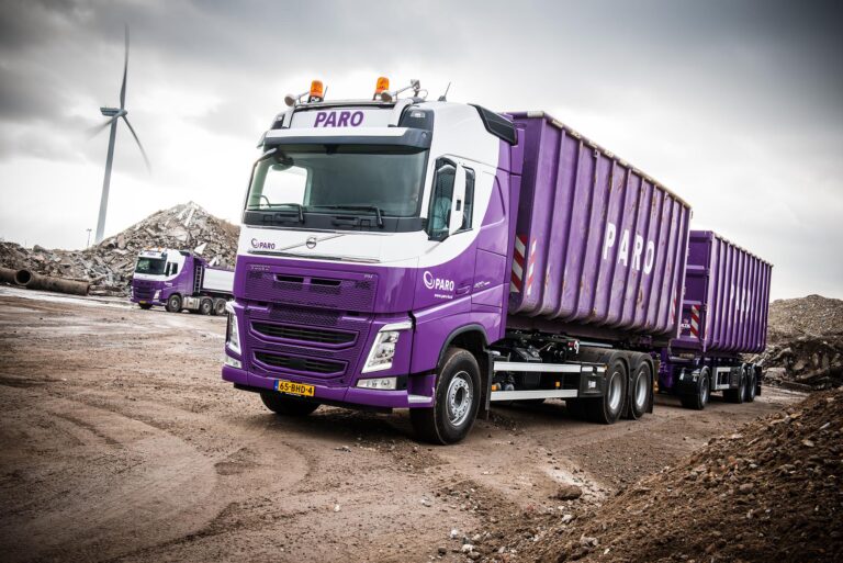 Vier Volvo FH 420's voor PARO