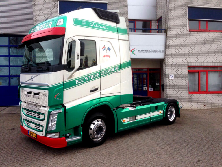 Scania R410 en Volvo FH 420 Bouwheer