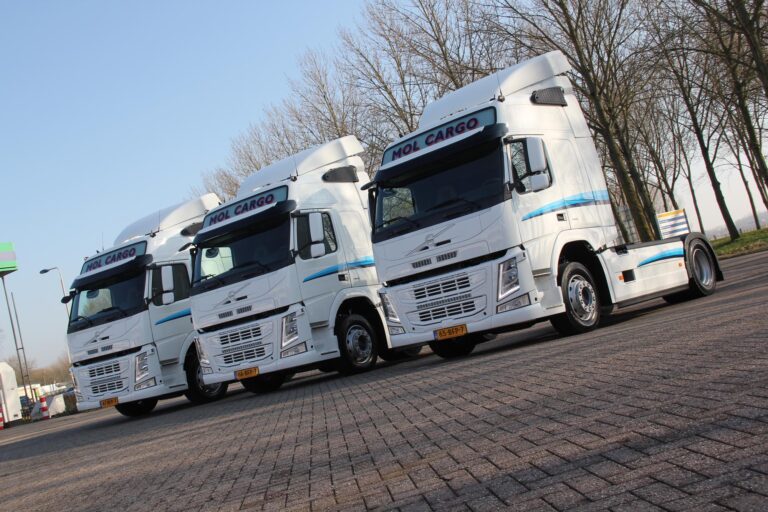 Volvo FM 370's voor Mol Cargo