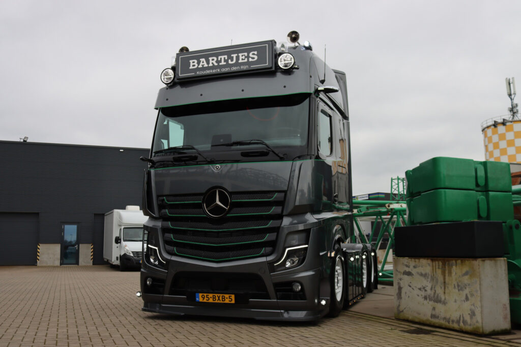 Mercedes-Benz Actros L