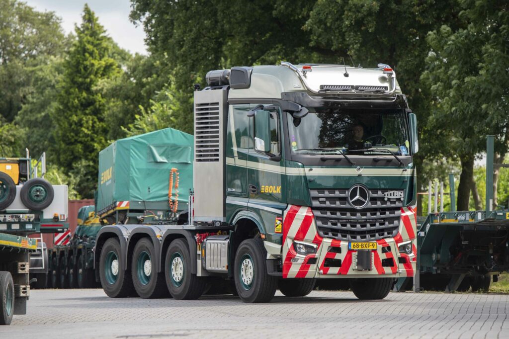 Mercedes-Benz Arocs