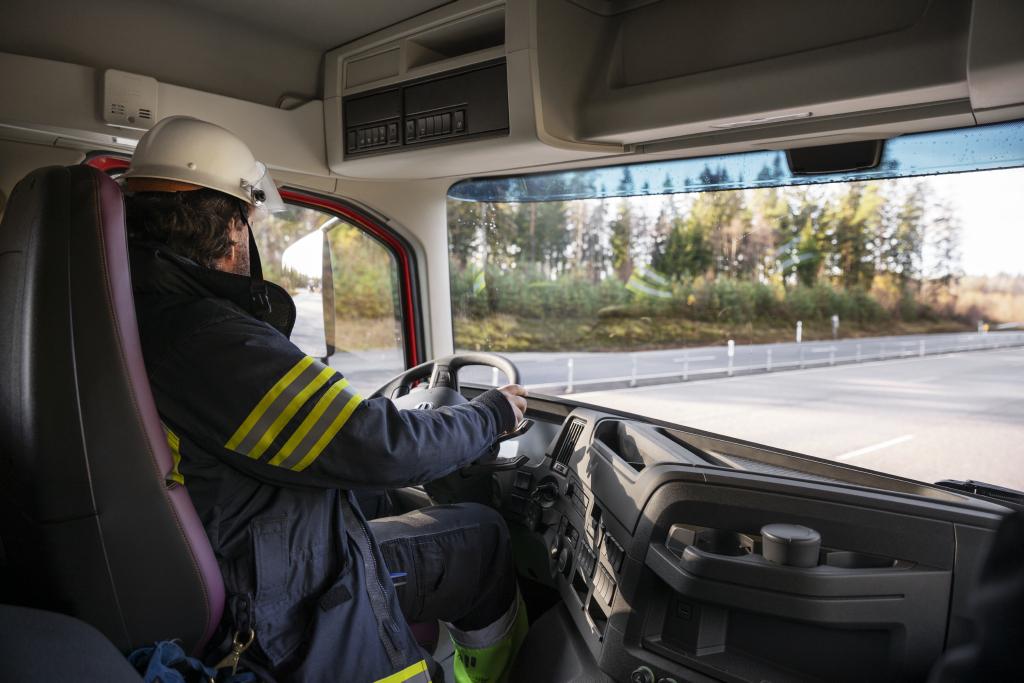 volvo fm crew cab