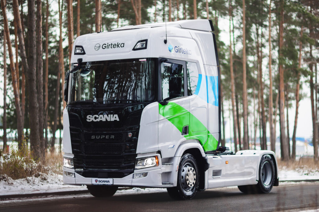 Girteka Scania Super