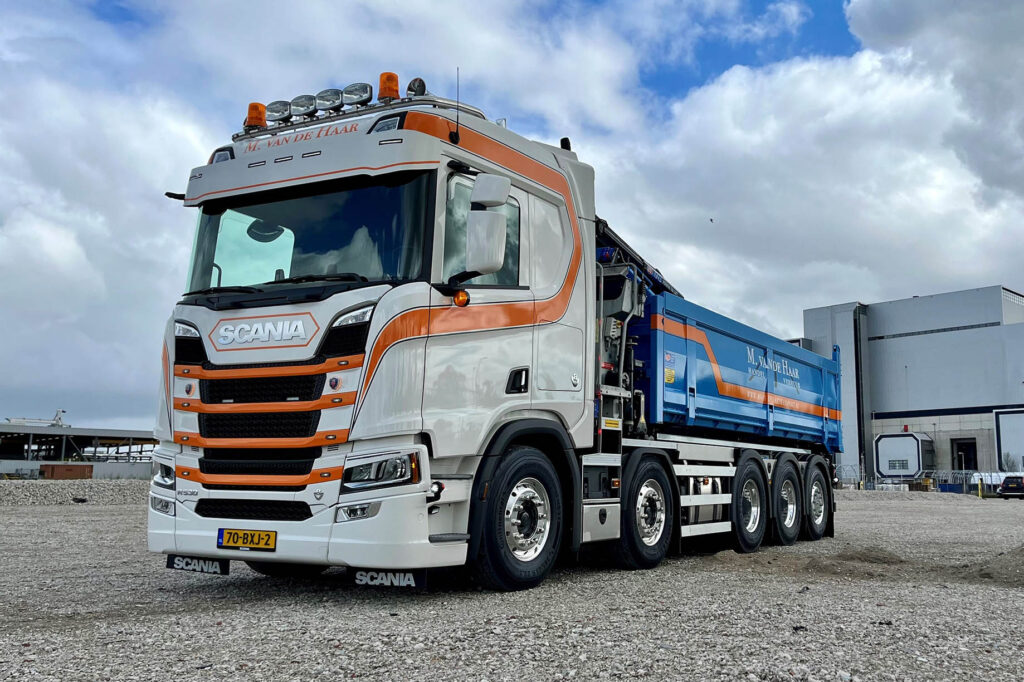 Scania 10x4