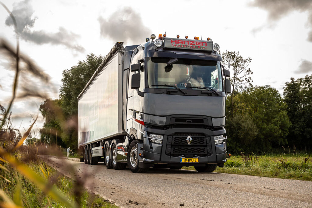 Renault Trucks T High