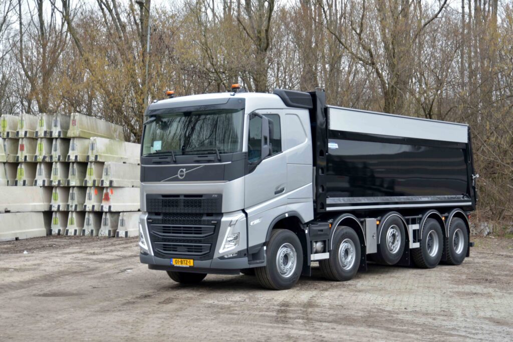 Volvo FH 10x4